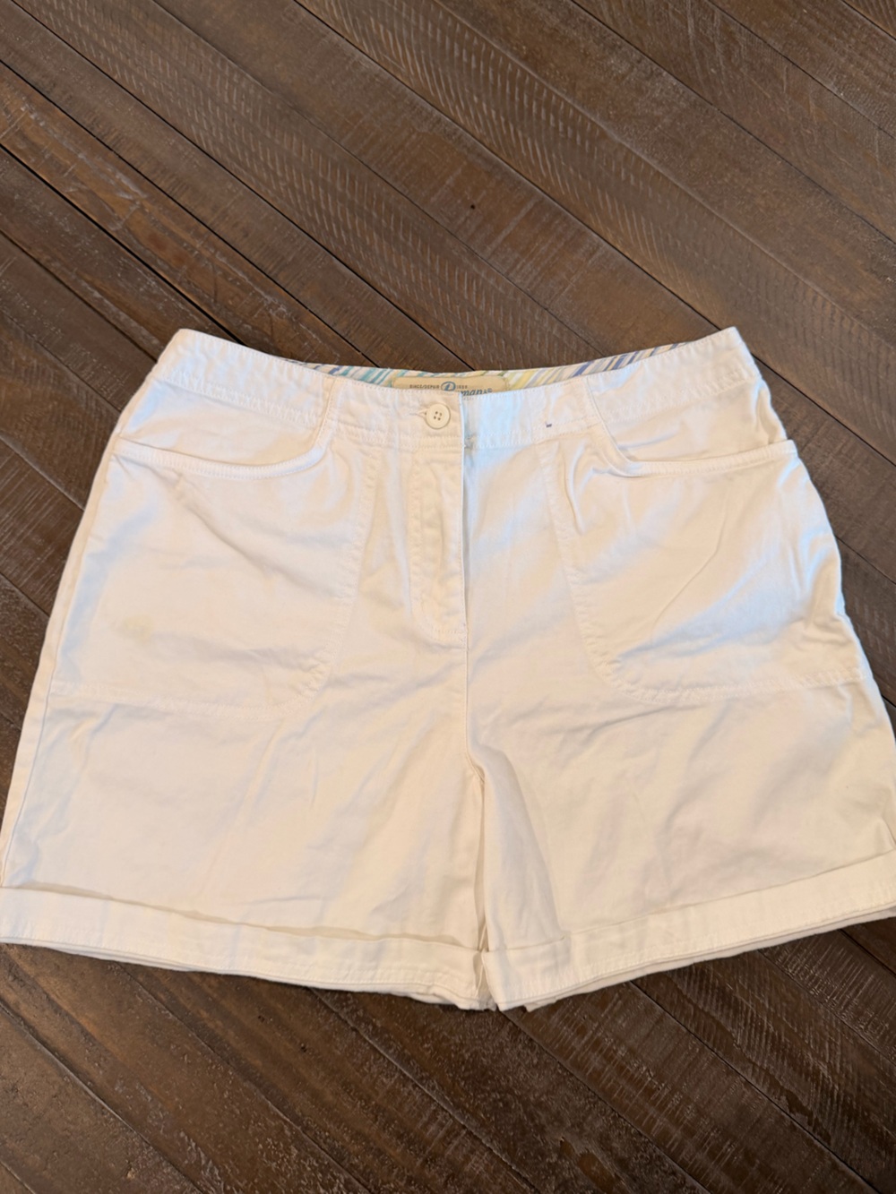 Penmans White Stretch Shorts – Women’s Size 6